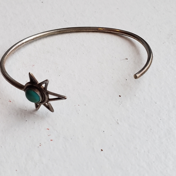 Avrocomy sterling silver and turquoise sun cuff - Picture 4 of 6
